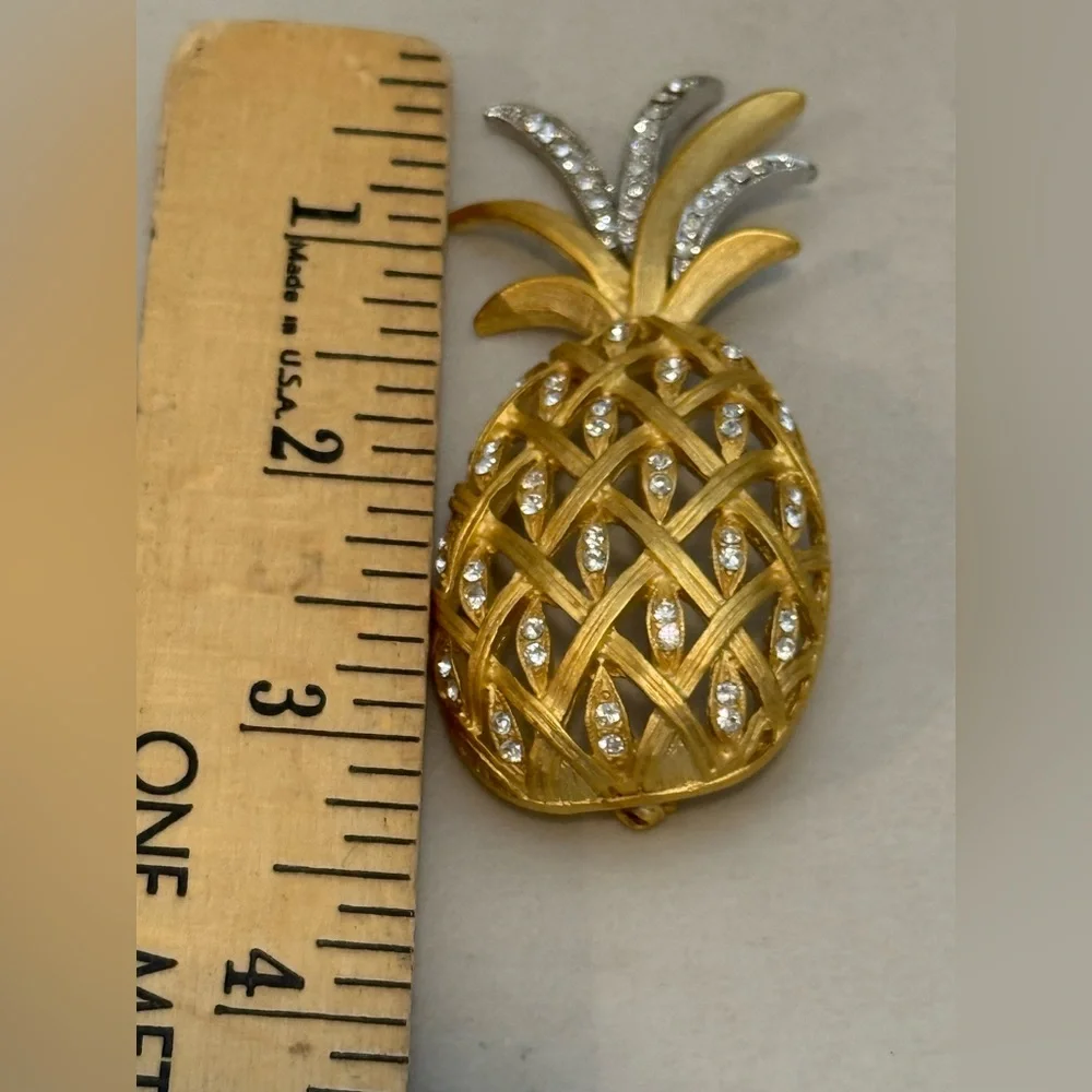 Vintage Gold Rhinestones Large Pineapple‎ Pin ~3” Brooch